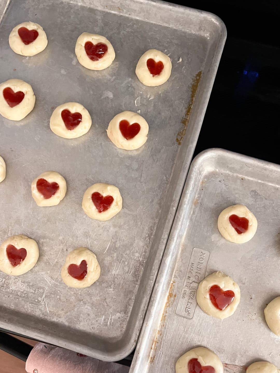 Cover Image for sugar and spice: navigating the sugar cookies strain